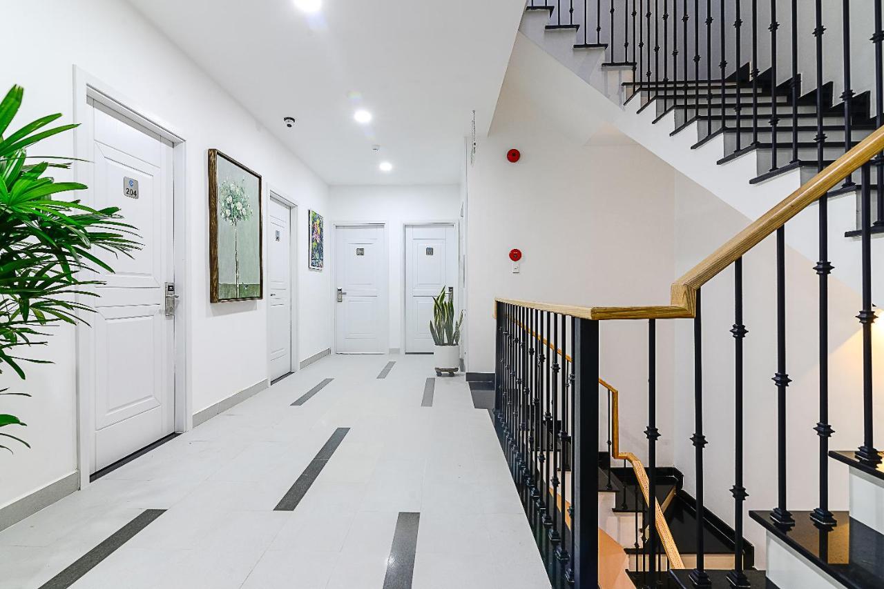 Cozrum Homes The Gallery Residence Ciudad Ho Chi Minh  Exterior foto